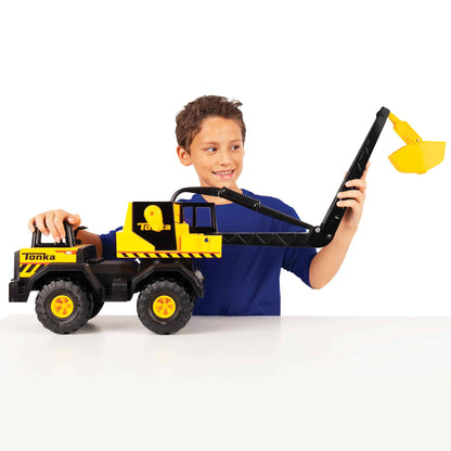 Tonka Crane lifestyle shot of boy lifting the crane