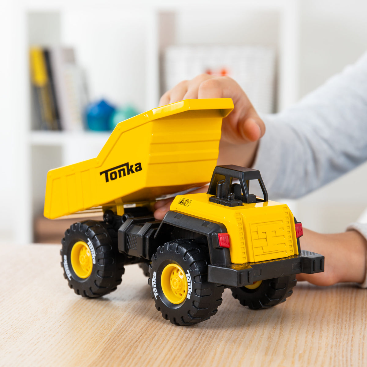 Tonka Classic Dump Truck